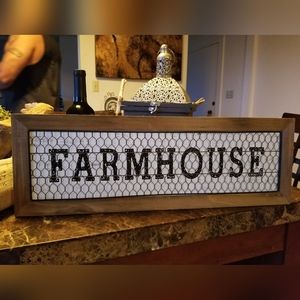 New cool Farmhouse wire wooden  wall sign